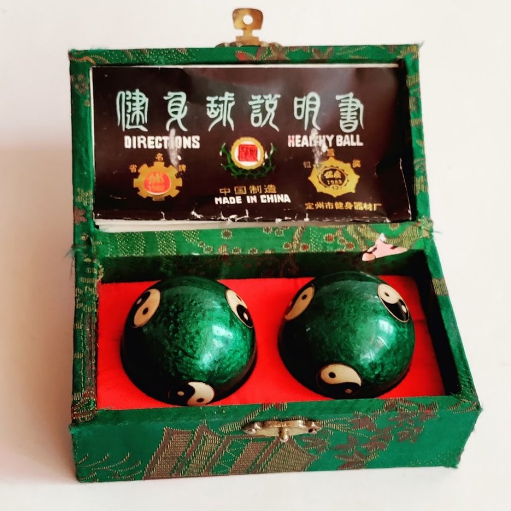 Chinese Baoding Health Balls In Box - Picture 2 of 6
